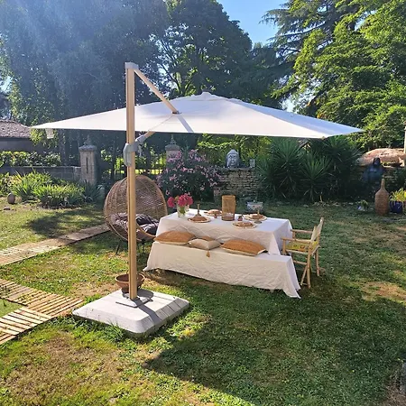 Chez Celia Bed & Breakfast Champdeniers